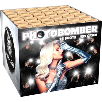 Photobomber, 36 Schuss